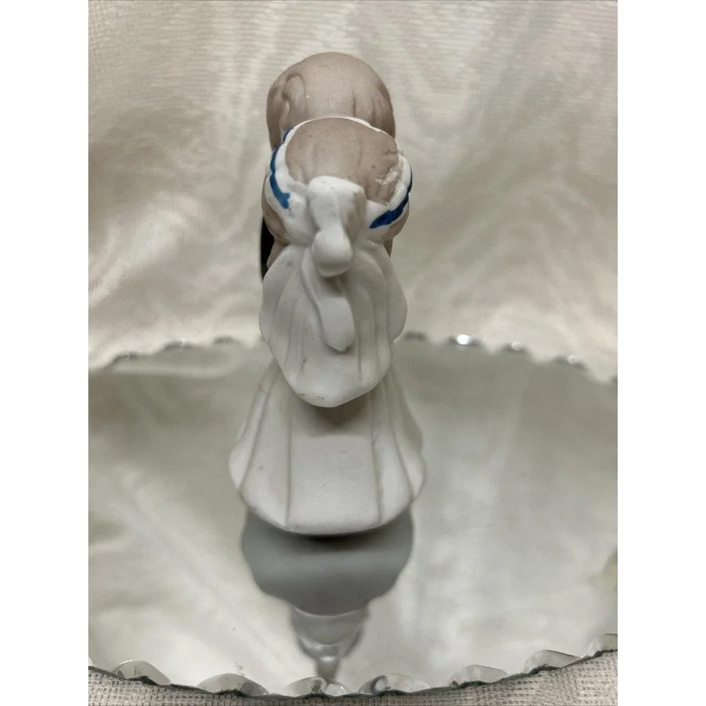 First Kiss Vintage Bisque Bride Groom Wedding Cake‎ Topper Keepsake Figurine